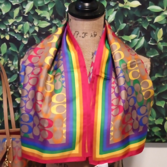 🌈🌈 Coach pride 🌈🌈 - Picture 2 of 4